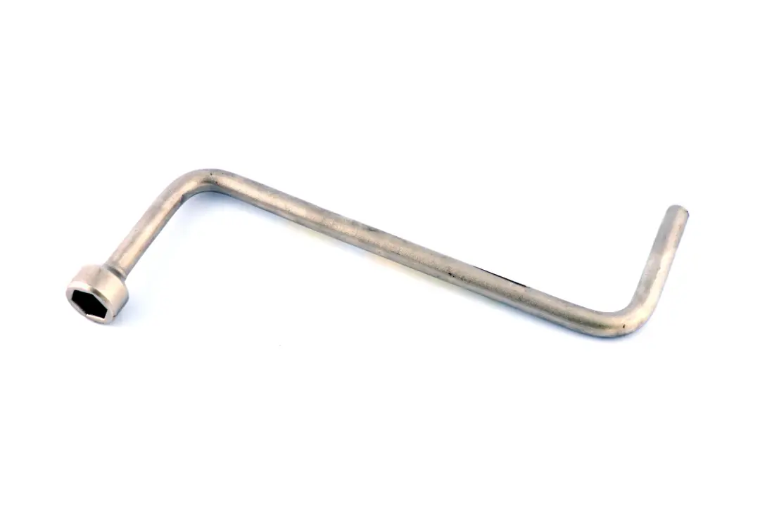 BMW E60 E61 E63 E90 E91 E92 F01 F10 F11 F12 Strumento Fissaggio Ruota Da 17 Mm - SKU 1179953 - Numero di parte 1179953