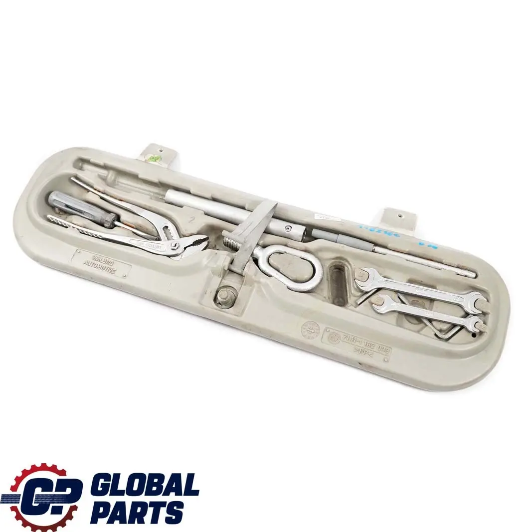 Boot Lid Tailgate Interior Tool Storage Box to BMW 3 Series E36 Rear with Part number 1182366 BMW 3 Series E36 Rear Boot Lid Tailgate Interior Tool Storage Box - SKU 1182366 - Part number 1182366