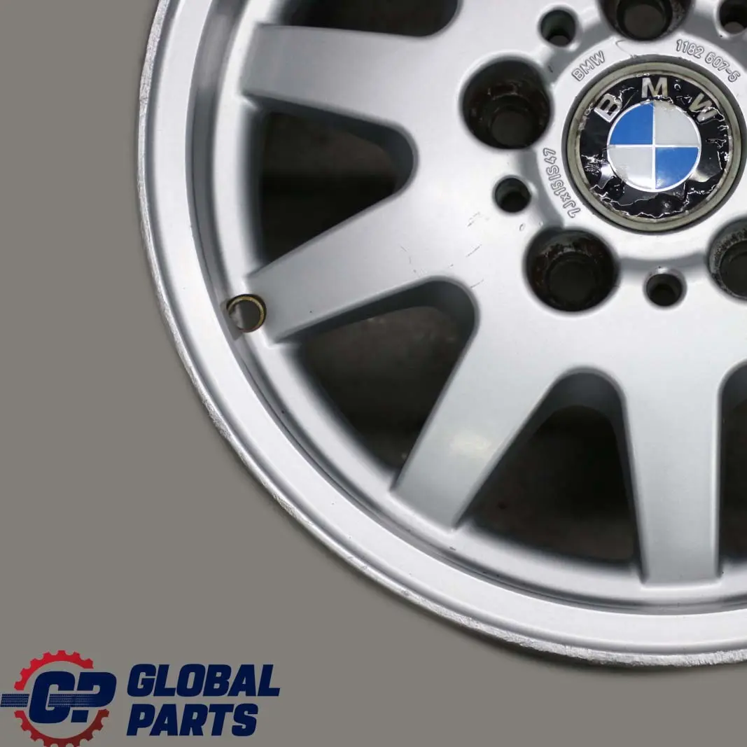 llanta De aleacion De plata 15 "ET:47 7J Styling 28 para BMW E36 E46 con número de pieza 1182607 BMW E36 E46 llanta De aleacion De plata 15 "ET:47 7J Styling 28 - SKU 1182607-2 - Número de pieza 1182607