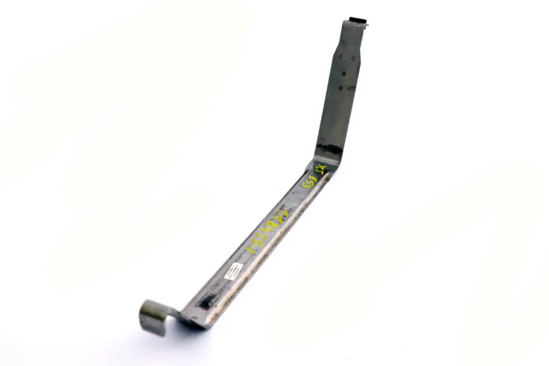 Ruban Conservateur Droite Carburant 1611 pour BMW X5 E53 à propos du numéro de pièce 1184551 BMW X5 E53 Ruban Conservateur Droite Carburant 1611 - SKU 1184551 - Numéro de pièce 1184551