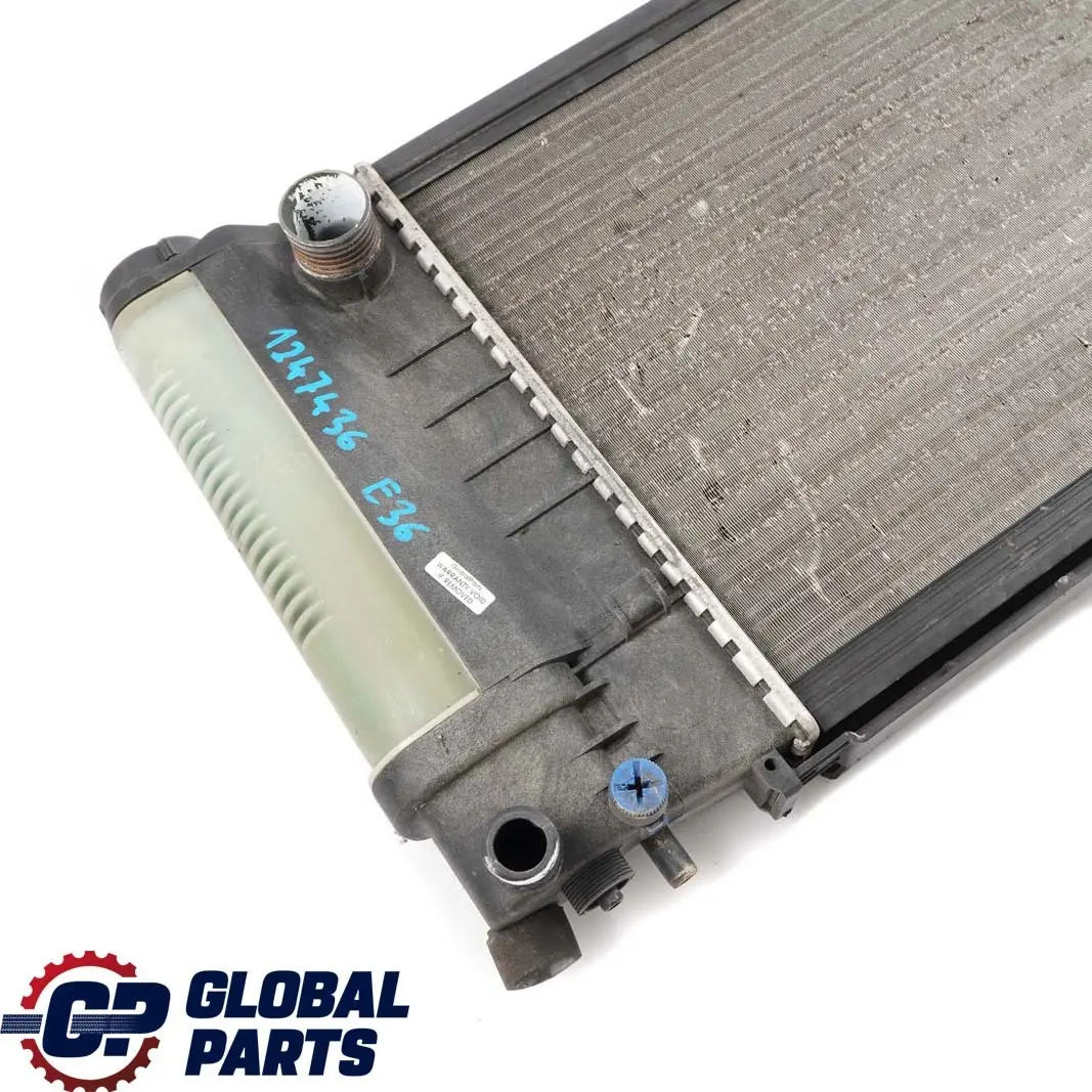 BMW E34 E36 316i 318i 318is 518i Radiador De refrigeracion del motor - SKU 1247436 - Número de pieza 8390435