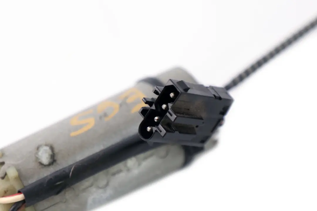 Front Left N/S Seat Longitudinal Adjustment Drive to BMW 5 7 Series E60 E65 with Part number 130002590 BMW 5 7 Series E60 E65 Front Left N/S Seat Longitudinal Adjustment Drive - SKU 130002590 - Part number 130002590