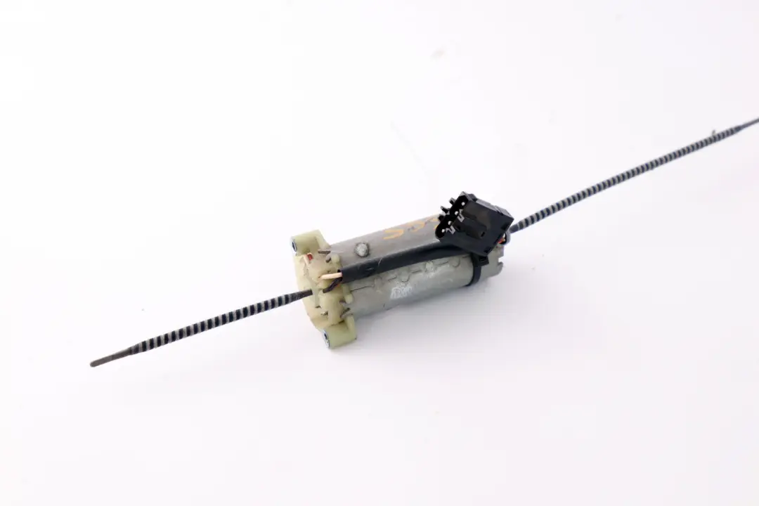 BMW 5 7 er E60 E65 Längsverstellantrieb Vorne Links - SKU 130002590 - Teilenummer 130002590
