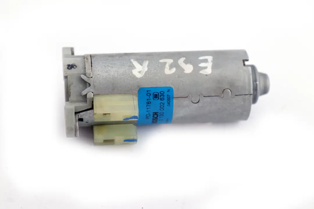 BMW E92 Motore regolazione sedile anteriore destro 0 130 002 630 - SKU 130002630 - Numero di parte 0130002630