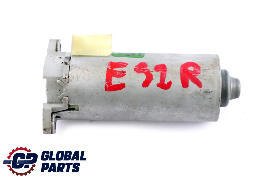 Front Right Seat O/S Adjustment Drive Motor 0 130 002 634 to BMW 3 Series E92 with Part number 0130002634 BMW 3 Series E92 Front Right Seat O/S Adjustment Drive Motor 0 130 002 634 - SKU 130002634 - Part number 0130002634