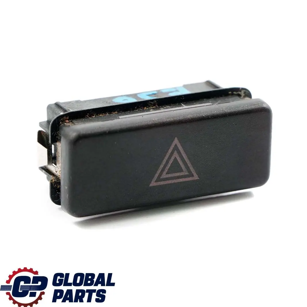 BMW 3 5 E34 E36 Sistema Advertencia Peligro Botón Interruptor Luz Emergencia - SKU 1374220 - Número de pieza 1374220