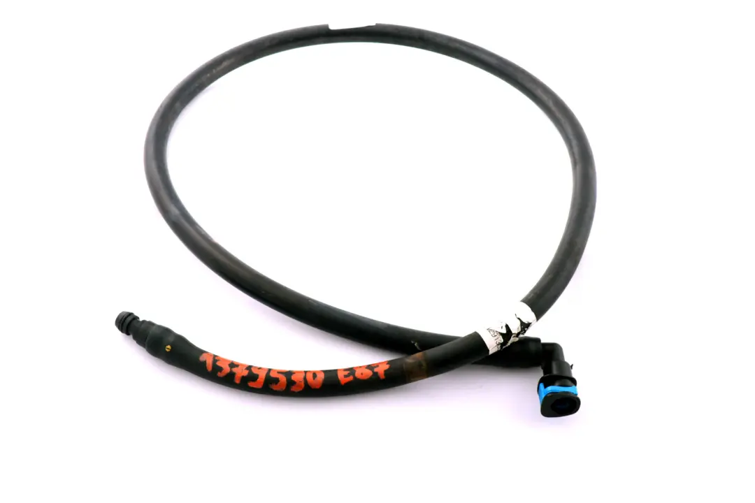 Tubo De La Manguera Del Sistema De Limpieza De Faros para BMW E87 con número de pieza 1379530 BMW E87 Tubo De La Manguera Del Sistema De Limpieza De Faros - SKU 1379530 - Número de pieza 1379530