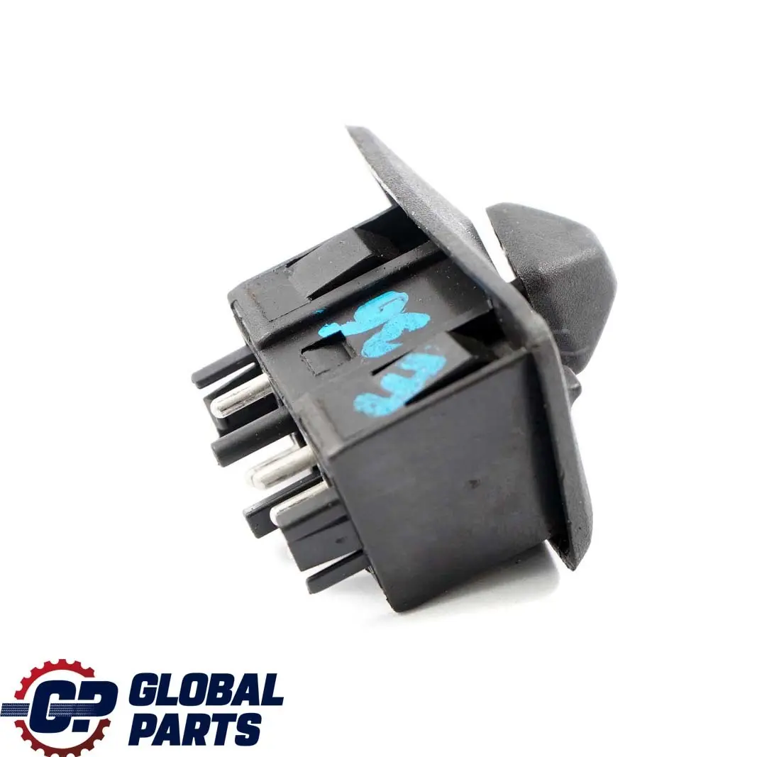 Mirror Switch With Change Over Switch to BMW 3 Series E36 with Part number 1387282 BMW 3 Series E36 Mirror Switch With Change Over Switch - SKU 1387282 - Part number 1387282
