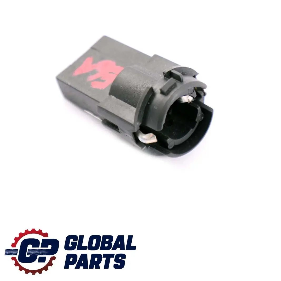 Luz Trasera Portalámparas Soporte Lámpara para BMW E36 E61 con número de pieza 1387697 BMW E36 E61 Luz Trasera Portalámparas Soporte Lámpara - SKU 1387697 - Número de pieza 1387697