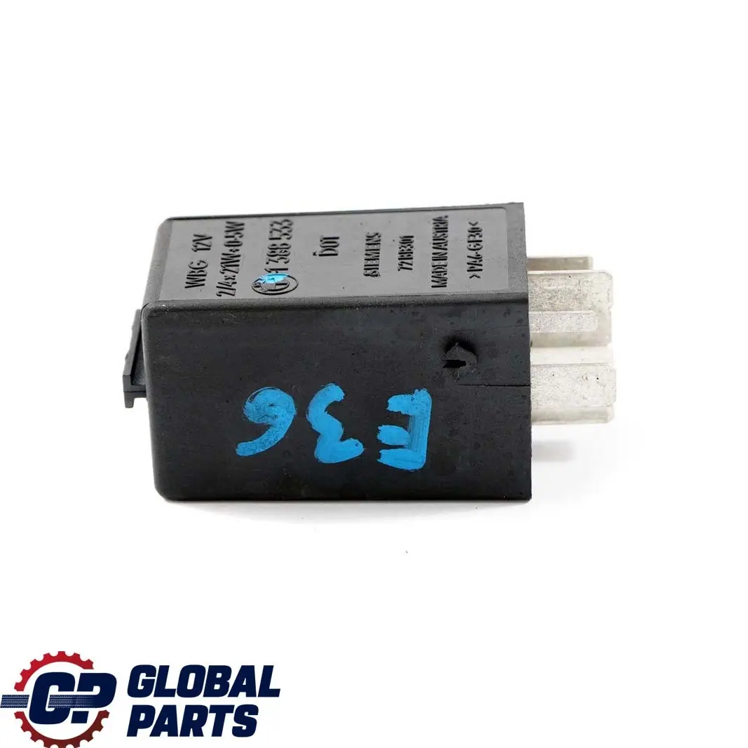 Interruttore di Avvertimento di Pericolo per BMW E34 E36 con numero di parte 1388533 BMW E34 E36 Interruttore di Avvertimento di Pericolo - SKU 1388533 - Numero di parte 1388533