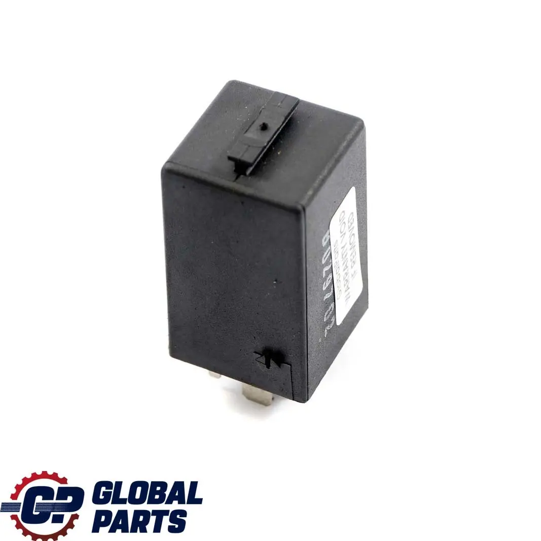 Interruttore di Avvertimento di Pericolo per BMW E34 E36 con numero di parte 1388533 BMW E34 E36 Interruttore di Avvertimento di Pericolo - SKU 1388533 - Numero di parte 1388533