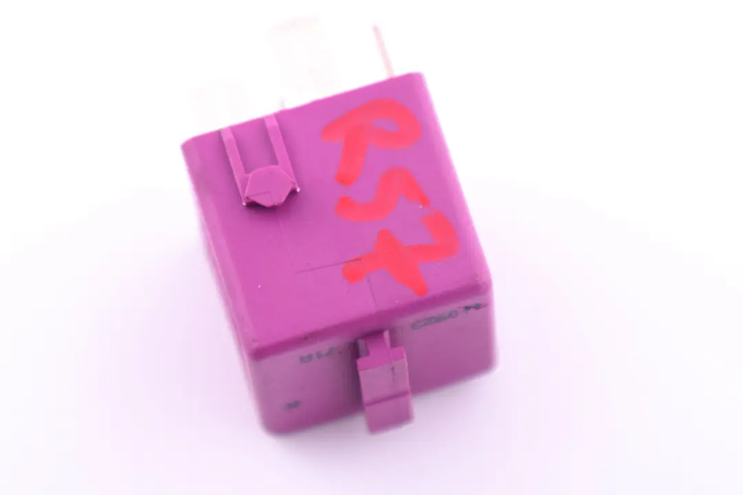 Przekaźnik Tyco do BMW E36 E89 Z4 MINI R52 o numerze 1388911 BMW E36 E89 Z4 MINI R52 Przekaźnik Tyco - SKU 1388911 - Numer Części 1388911