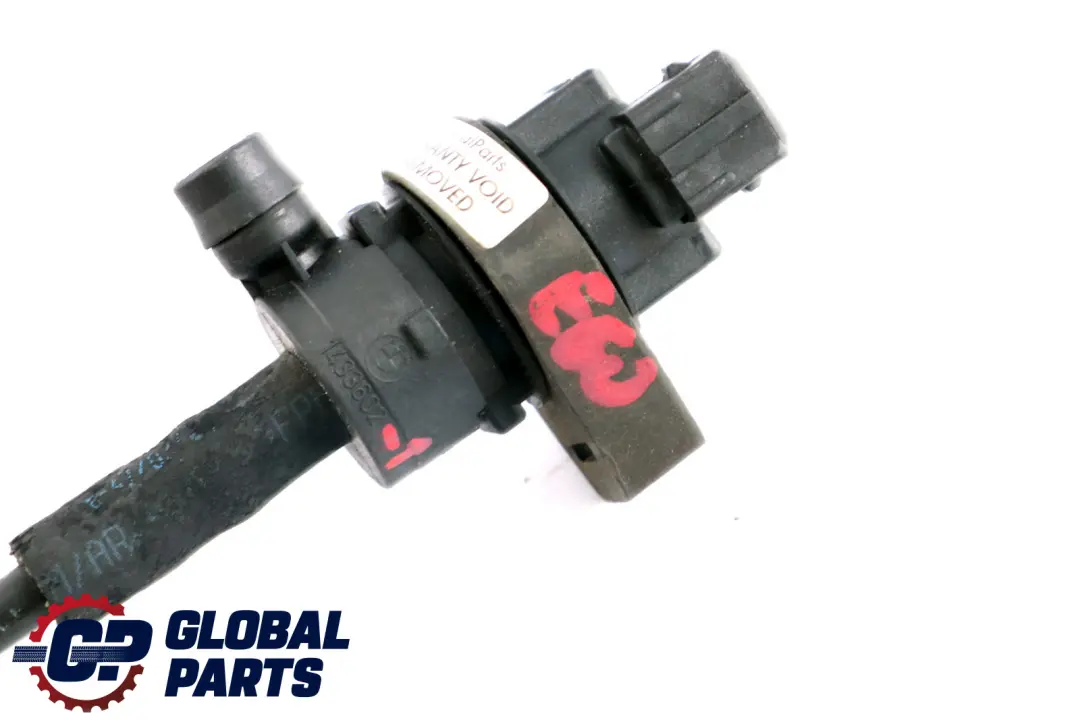 BMW 3 5 X3 X5 7 Serie E39 E46 E60 E65 E53 E36 Soupape de ventil. du reservoir - SKU 1433602-1 - Numéro de pièce 1433602