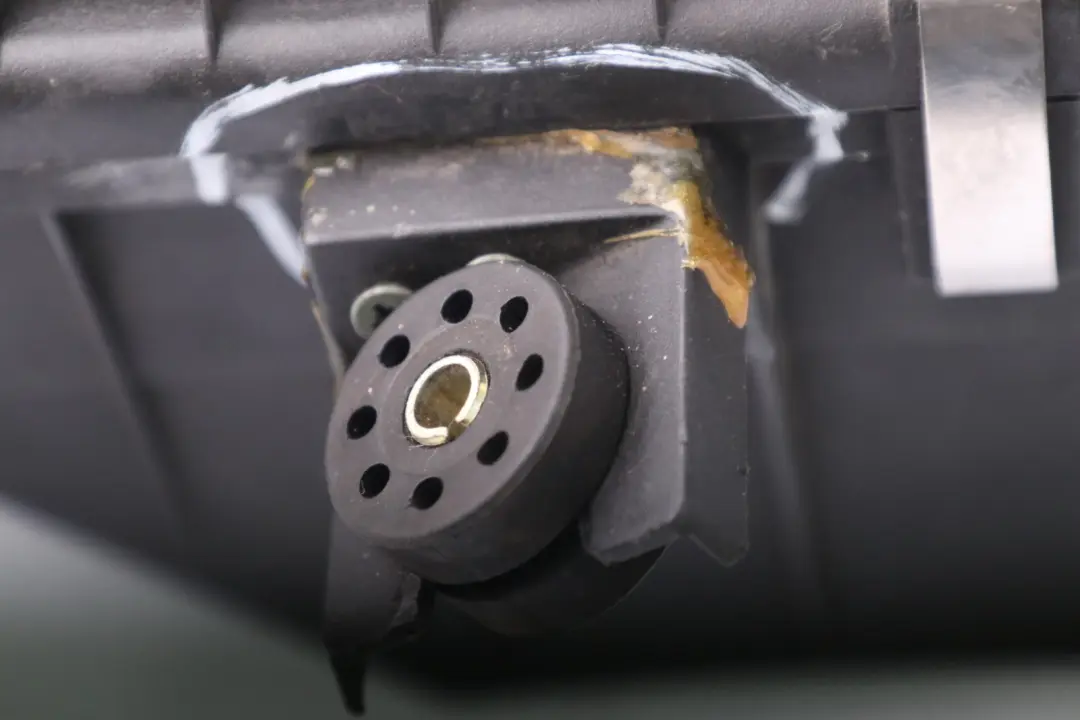 4.4i Ansauggeräuschdämpfer M62 1371 für BMW E53 er X5 mit Teilenummer 1437112 BMW E53 er X5 4.4i Ansauggeräuschdämpfer M62 1371 - SKU 1437112 - Teilenummer 1437112