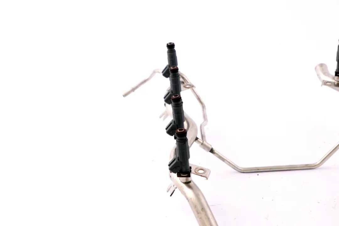 Carburant Injection Rail Tube Injecteurs pour BMW X5 e53 à propos du numéro de pièce 1437443 BMW X5 e53 Carburant Injection Rail Tube Injecteurs - SKU 1437443 - Numéro de pièce 1437443