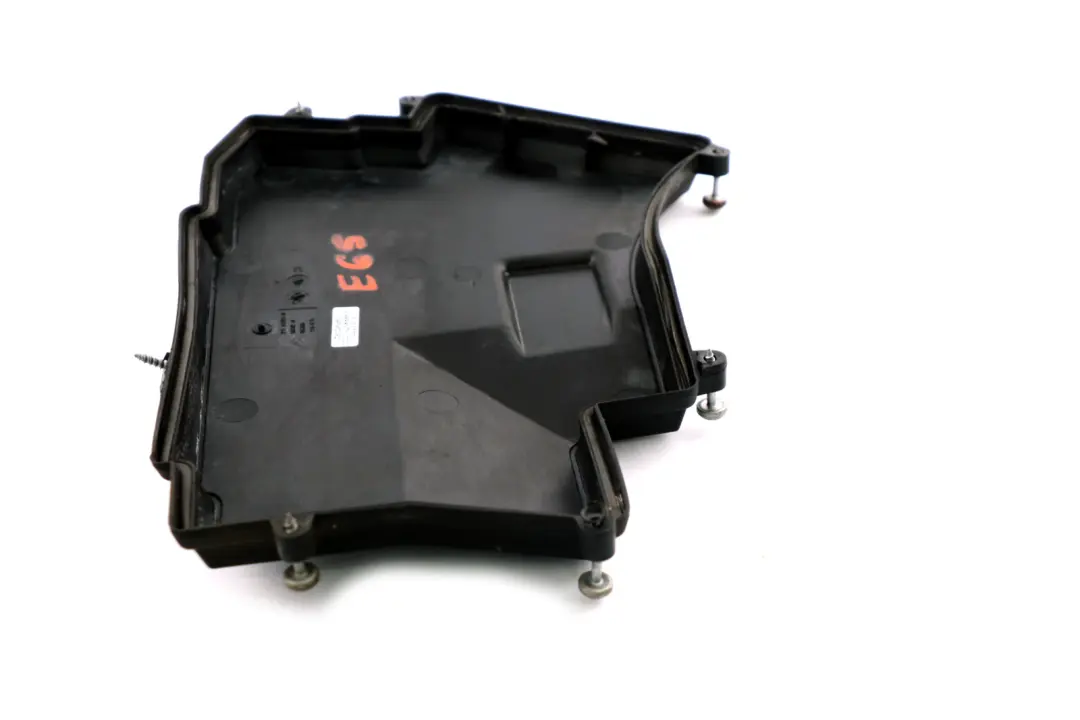 Deckel Electronic Box für BMW 7 er E65 E66 E67 mit Teilenummer 1437931 BMW 7 er E65 E66 E67 Deckel Electronic Box - SKU 1437931 - Teilenummer 1437931