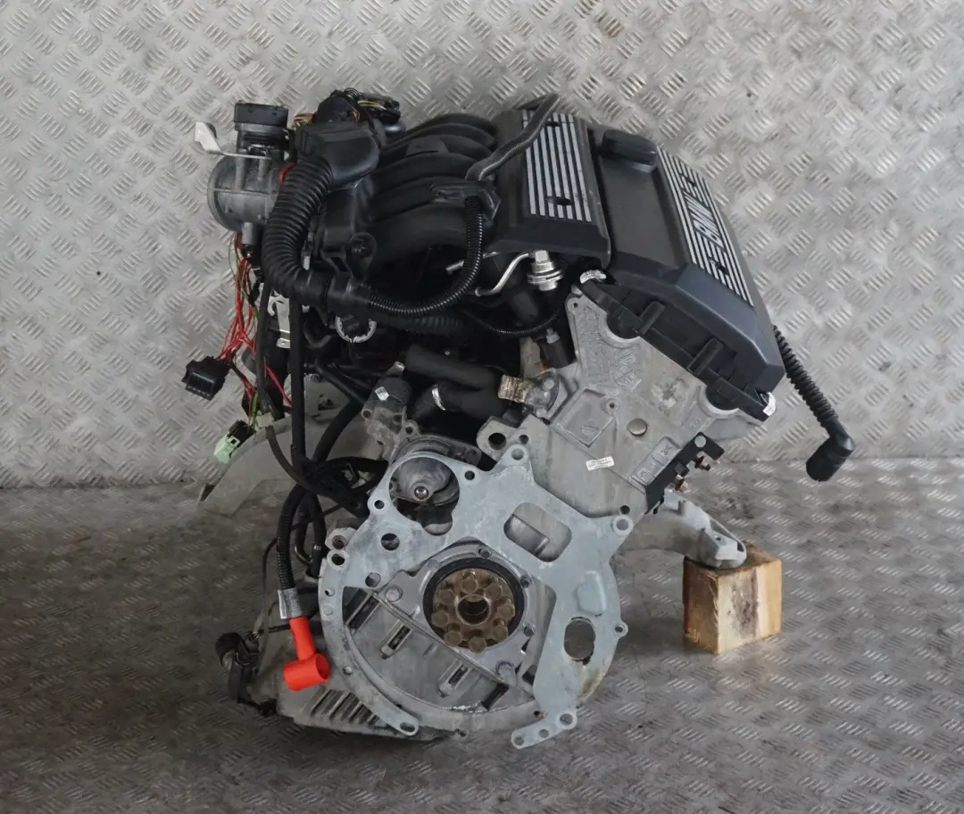 Benzin M52 206S3 150PS Kompletter Motor 189 000km, GARANTIE für BMW 5 er E39 520i mit Teilenummer 1438681 BMW 5 er E39 520i Benzin M52 206S3 150PS Kompletter Motor 189 000km, GARANTIE - SKU 1438681-1 - Teilenummer 1438681