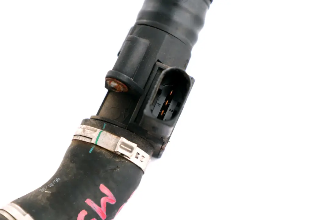 Debitmetre pour BMW E60 E60N M5 E61N E63 E64 M6 E84 E90N à propos du numéro de pièce 1438814 BMW E60 E60N M5 E61N E63 E64 M6 E84 E90N Debitmetre - SKU 1438814-1 - Numéro de pièce 1438814