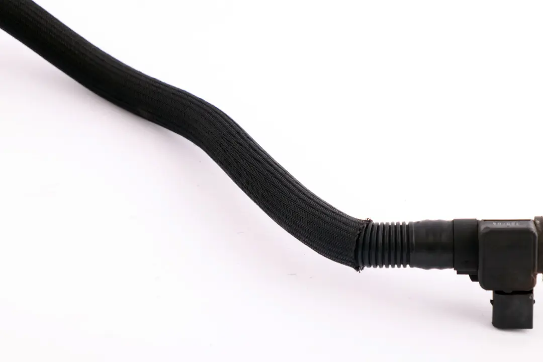 Debitmetre pour BMW E60 E60N M5 E61N E63 E64 M6 E84 E90N à propos du numéro de pièce 1438814 BMW E60 E60N M5 E61N E63 E64 M6 E84 E90N Debitmetre - SKU 1438814-1 - Numéro de pièce 1438814