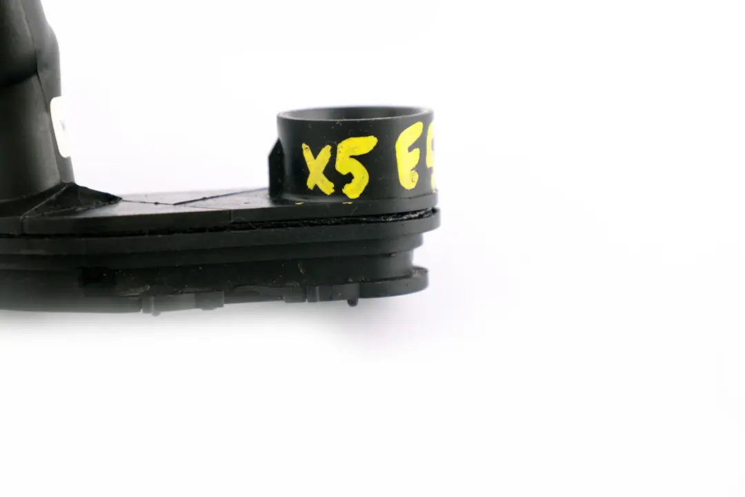 BMW E53 3.0 d Raccord brid raccordemen réservoir liquide refroidissement - SKU 1438820 - Numéro de pièce 1438820