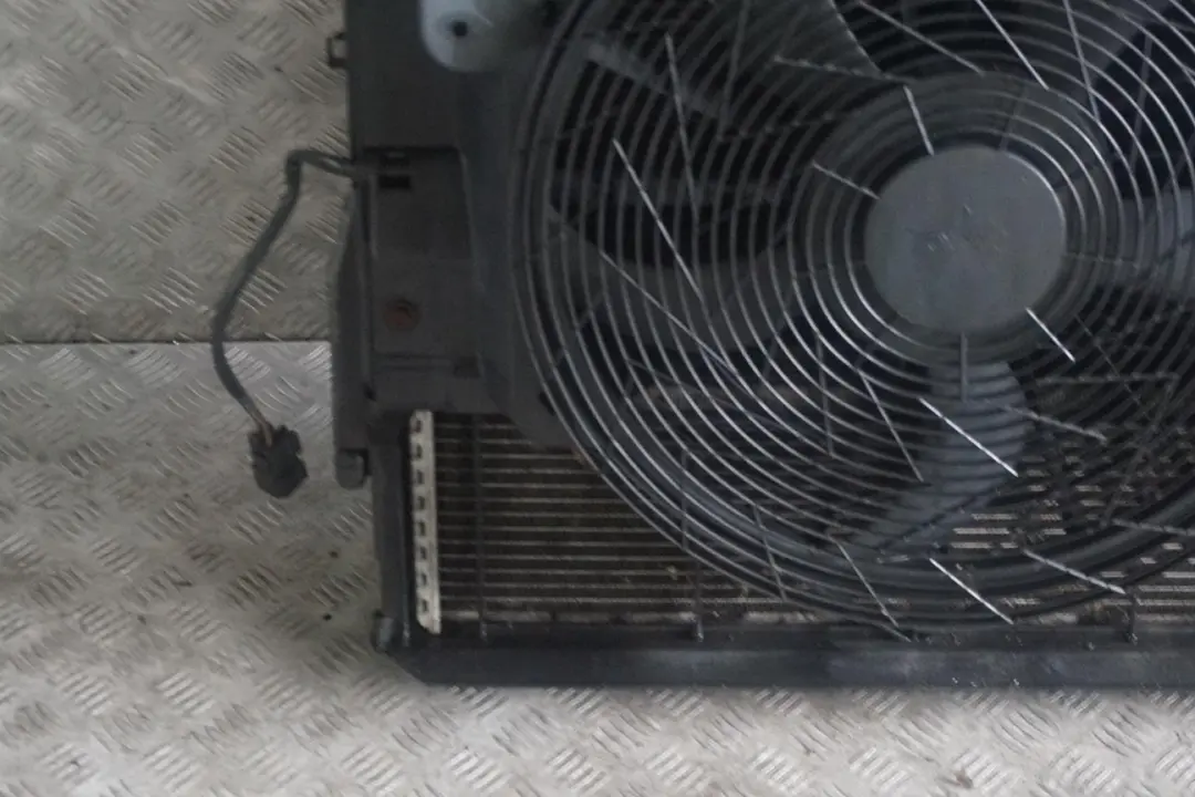 BMW X5 E53 3.0d M57N Radiator Pack Fan Shroud Automatic - SKU 1439101-1 - Part number 1439101