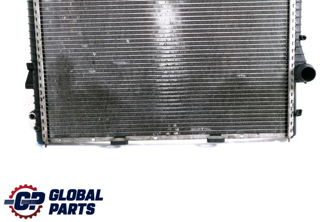 Radiador De refrigeracion del motor Transmision automatica para BMW E53 con número de pieza 1439101 BMW E53 Radiador De refrigeracion del motor Transmision automatica - SKU 1439101 - Número de pieza 1439101