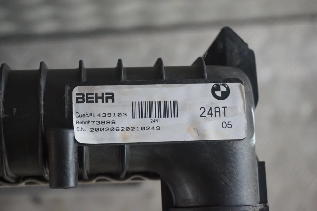 BMW X5 E53 Radiateur Refroidisseur Liquide de Automatique - SKU 1439103 - Numéro de pièce 1439103
