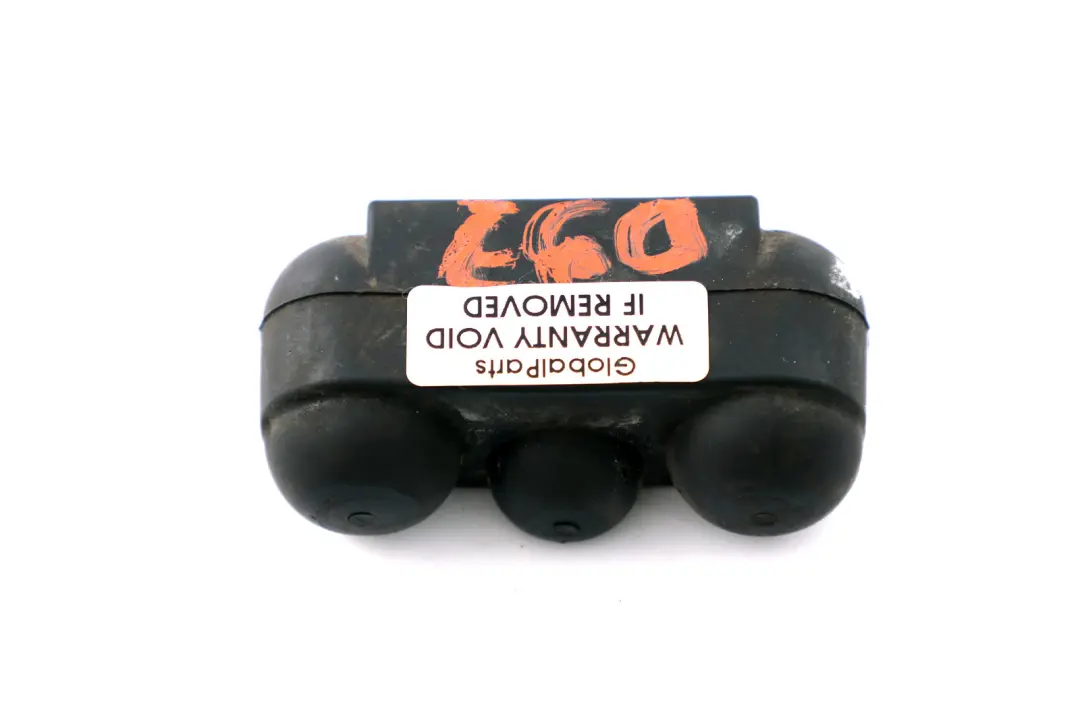 Łożysko Gumowe Uchwyt Mocowanie Chłodnicy do BMW X5 E53 E65 o numerze 1439113 BMW X5 E53 E65 Łożysko Gumowe Uchwyt Mocowanie Chłodnicy - SKU 1439113 - Numer Części 1439113