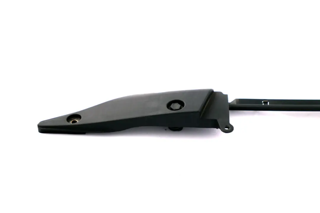 BMW X5 E53 Carenage Support Refroidisseur D'Eau Haut 1710 - SKU 1439117 - Numéro de pièce 1439117