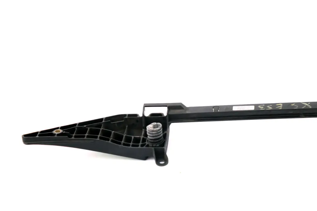 Slam panel radiator top bracket trim 1710 to BMW X5 E53 with Part number 1439117 BMW X5 E53 Slam panel radiator top bracket trim 1710 - SKU 1439117 - Part number 1439117