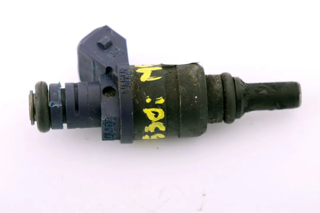 M54 Wtryskiwacz Wtrysk Paliwa do BMW E46 E60 530i o numerze 1439800 BMW E46 E60 530i M54 Wtryskiwacz Wtrysk Paliwa - SKU 1439800 - Numer Części 1439800