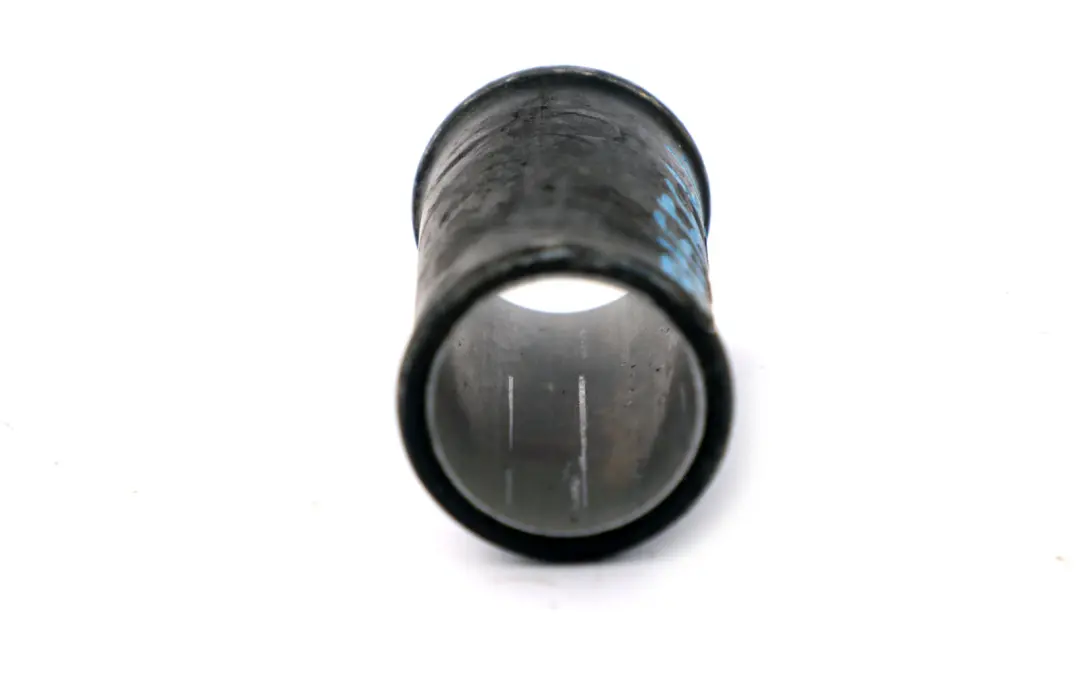 Tubo de retorno del sistema de refrigeración para BMW Serie 5 6 E60 E61 E63 E64 LCI con número de pieza 1439976 BMW Serie 5 6 E60 E61 E63 E64 LCI Tubo de retorno del sistema de refrigeración - SKU 1439976 - Número de pieza 1439976