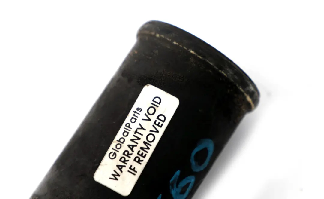 Tubo de retorno del sistema de refrigeración para BMW Serie 5 6 E60 E61 E63 E64 LCI con número de pieza 1439976 BMW Serie 5 6 E60 E61 E63 E64 LCI Tubo de retorno del sistema de refrigeración - SKU 1439976 - Número de pieza 1439976