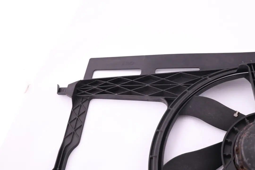 Carcasa del Ventilador del Radiador De Agua con Ventilador 100W para Mini One R50 R52 con número de pieza 1475578 Mini One R50 R52 Carcasa del Ventilador del Radiador De Agua con Ventilador 100W - SKU 1475578 - Número de pieza 1475578