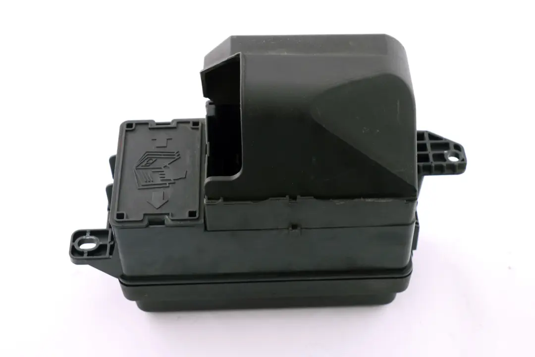 Fuse Relay Mini Cooper One R50 R53 Electrical Box Housing With Cover 148079 to with Part number 1480790 Fuse Relay Mini Cooper One R50 R53 Electrical Box Housing With Cover 148079 - SKU 1480790 - Part number 1480790