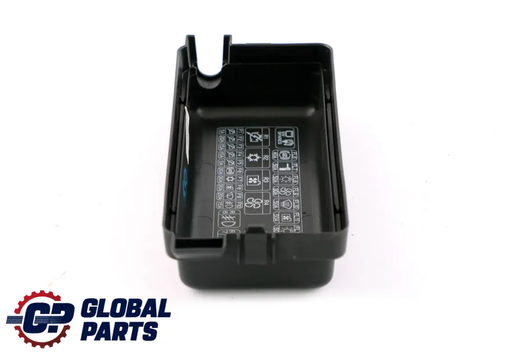Tapa Caja Fusibles Negro 6113 para Mini Cooper One R50 R53 con número de pieza 1480793 Mini Cooper One R50 R53 Tapa Caja Fusibles Negro 6113 - SKU 1480793 - Número de pieza 1480793
