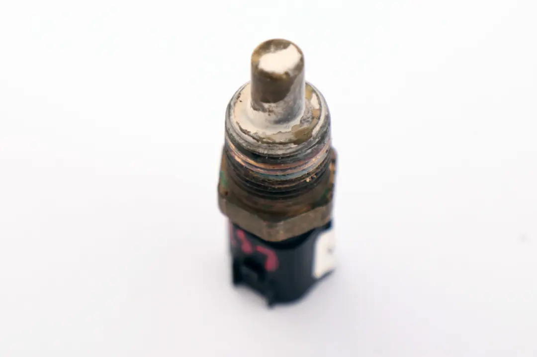 BMW MINI Cooper R50 R53 Engine Cylinder Head Water Coolant Temperature Sensor - SKU 1486698 - Part number 1486698