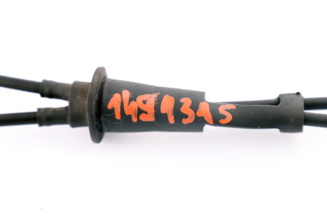 Cofano Cappuccio Cavo di Bowden Cavo Bowdenkabel per Mini Cooper One R50 R53 con numero di parte 1491315 Mini Cooper One R50 R53 Cofano Cappuccio Cavo di Bowden Cavo Bowdenkabel - SKU 1491315 - Numero di parte 1491315