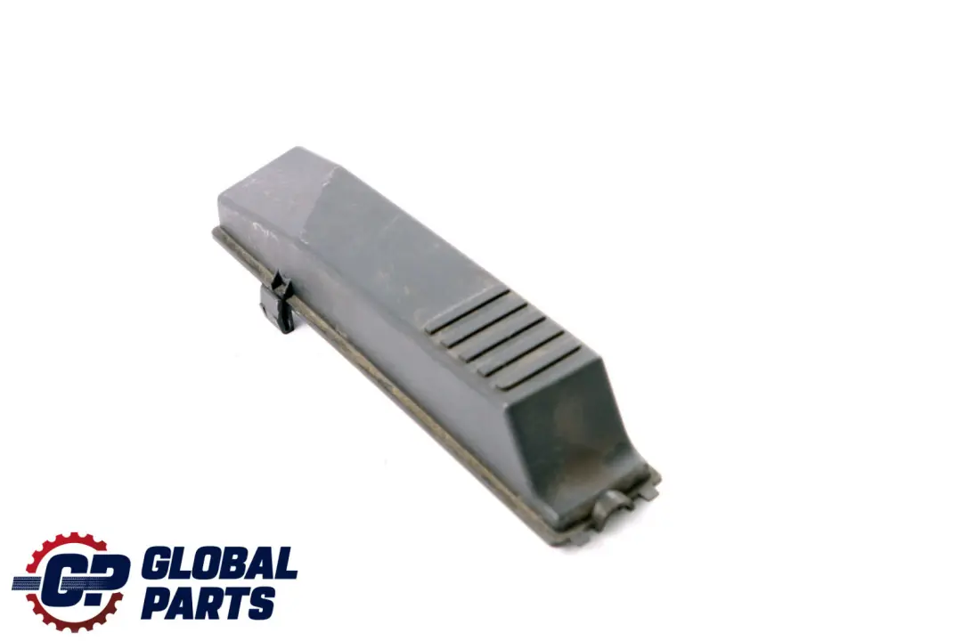 Revetement pour Steuergeratebox 1372 pour Mini Cooper S R52 R53 à propos du numéro de pièce 1491750 Mini Cooper S R52 R53 Revetement pour Steuergeratebox 1372 - SKU 1491750 - Numéro de pièce 1491750