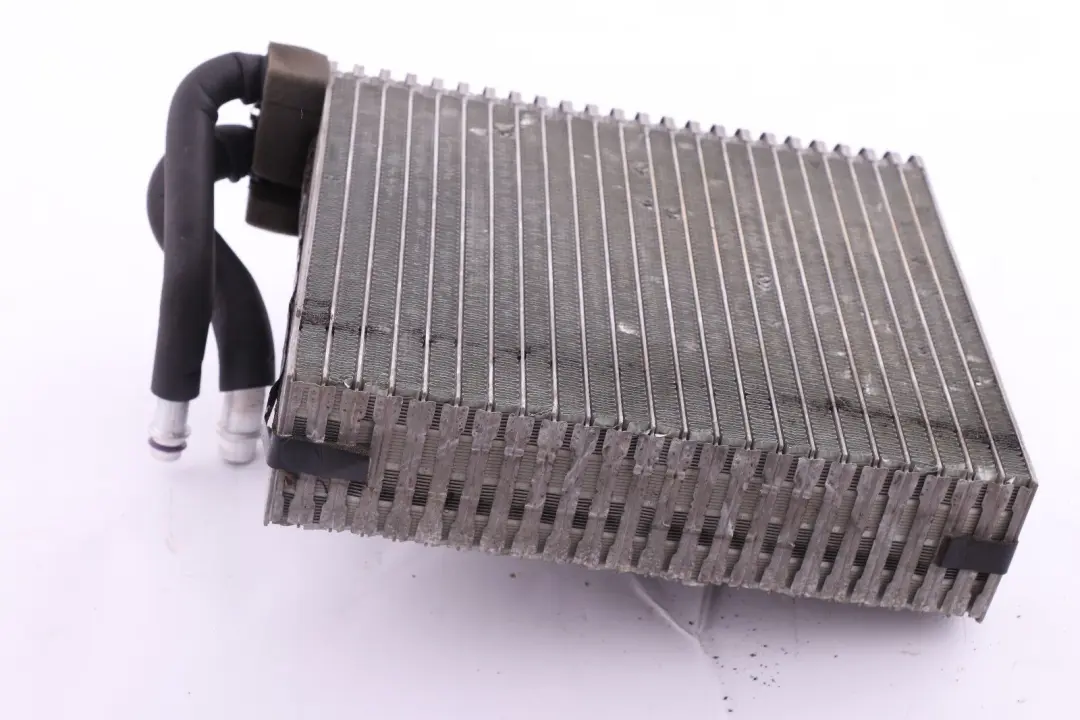 Chauffage Evaporateur pour Mini Cooper One R50 R52 R53 à propos du numéro de pièce 1499134 Mini Cooper One R50 R52 R53 Chauffage Evaporateur - SKU 1499134 - Numéro de pièce 1499134