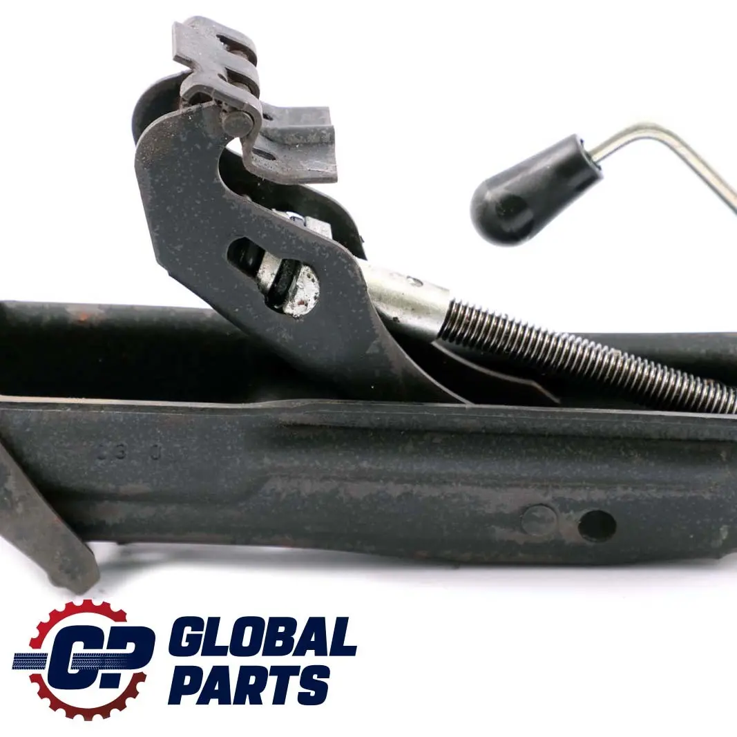 Autohebebühne Gelenkwagenheber Stahl für Mini R50 R55 R56 F55 F56 mit Teilenummer 1501930 Mini R50 R55 R56 F55 F56 Autohebebühne Gelenkwagenheber Stahl - SKU 1501930 - Teilenummer 1501930