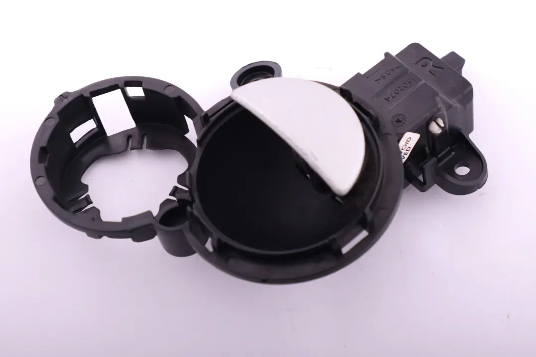 Tirador Puerta Interior Derecha Plata Mate para Mini One Cooper S R50 R52 R53 con número de pieza 1502074 Mini One Cooper S R50 R52 R53 Tirador Puerta Interior Derecha Plata Mate - SKU 1502074 - Número de pieza 1502074