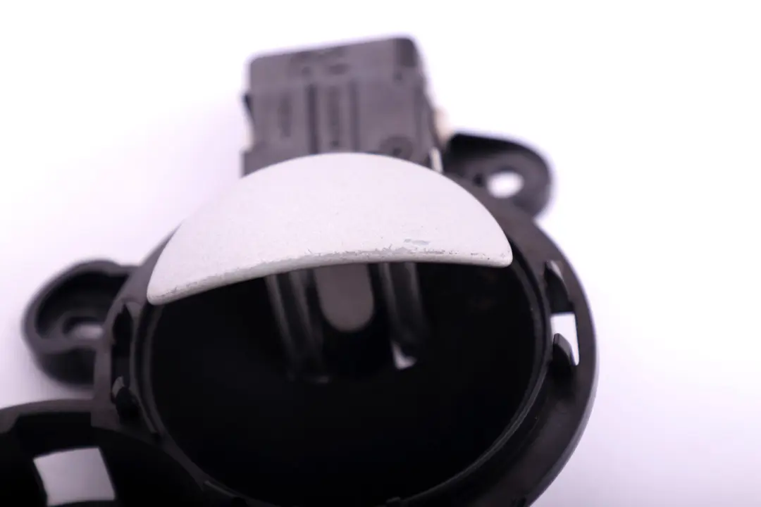 O/S Door Handle Inside Right Matt Silver to Mini One Cooper S R50 R52 R53 with Part number 1502074 Mini One Cooper S R50 R52 R53 O/S Door Handle Inside Right Matt Silver - SKU 1502074 - Part number 1502074