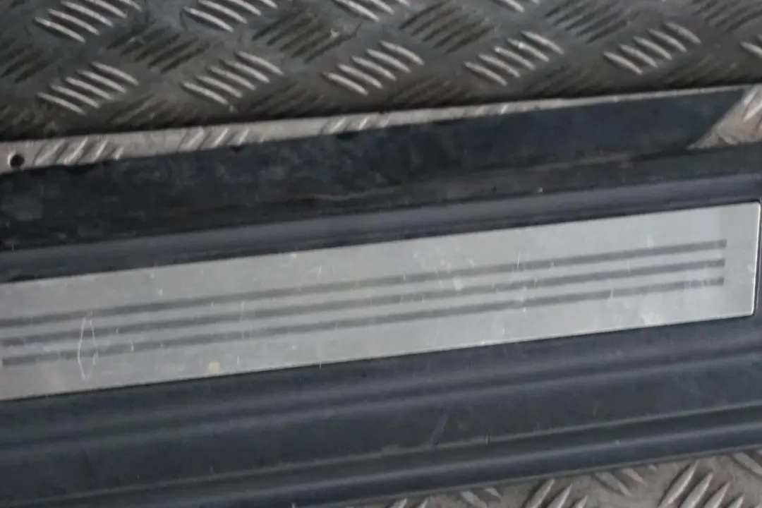 Seitenschweller Schweller Links Schwarz für BMW Mini R52 Cabrio mit Teilenummer 1505863 BMW Mini R52 Cabrio Seitenschweller Schweller Links Schwarz - SKU 1505863-R52 - Teilenummer 1505863