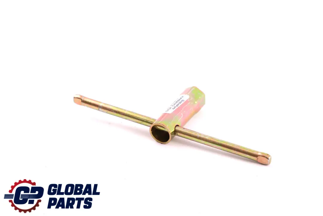 Socket Roue de Secours Cle de Serrage pour Mini Cooper R50 R55 R56 à propos du numéro de pièce 1507977 Mini Cooper R50 R55 R56 Socket Roue de Secours Cle de Serrage - SKU 1507977 - Numéro de pièce 1507977