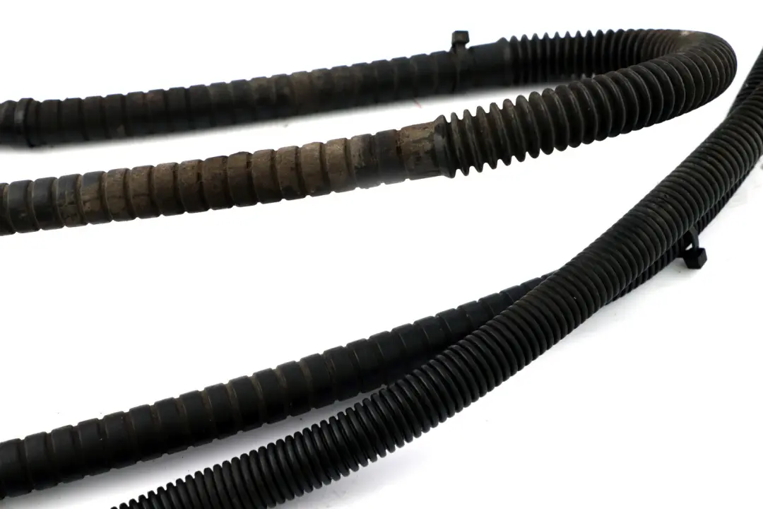 Kabel Plus Plusowy Akumulatora do MINI Cooper S R53 o numerze 1508931 MINI Cooper S R53 Kabel Plus Plusowy Akumulatora - SKU 1508931 - Numer Części 1508931