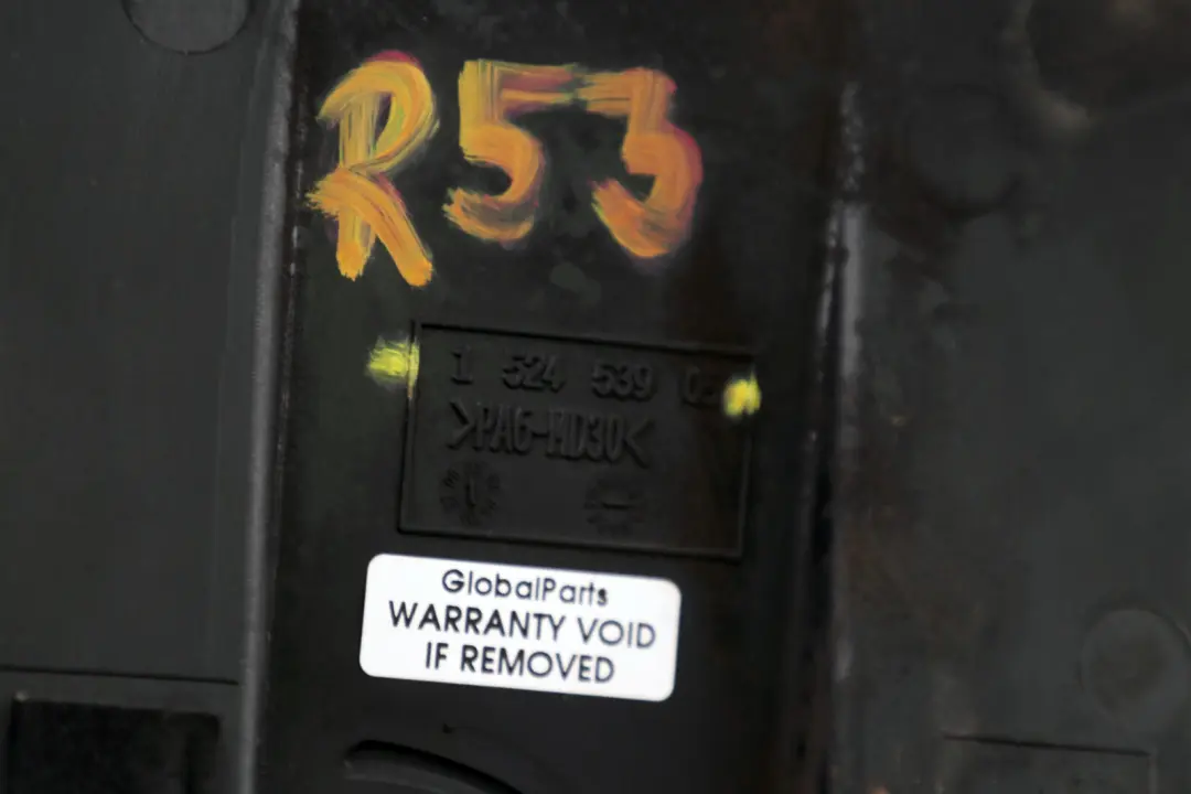 Abdeckung Dichtplatte Ladeluftkühler für MINI Cooper S R52 R53 mit Teilenummer 1524539 MINI Cooper S R52 R53 Abdeckung Dichtplatte Ladeluftkühler - SKU 1524539 - Teilenummer 1524539