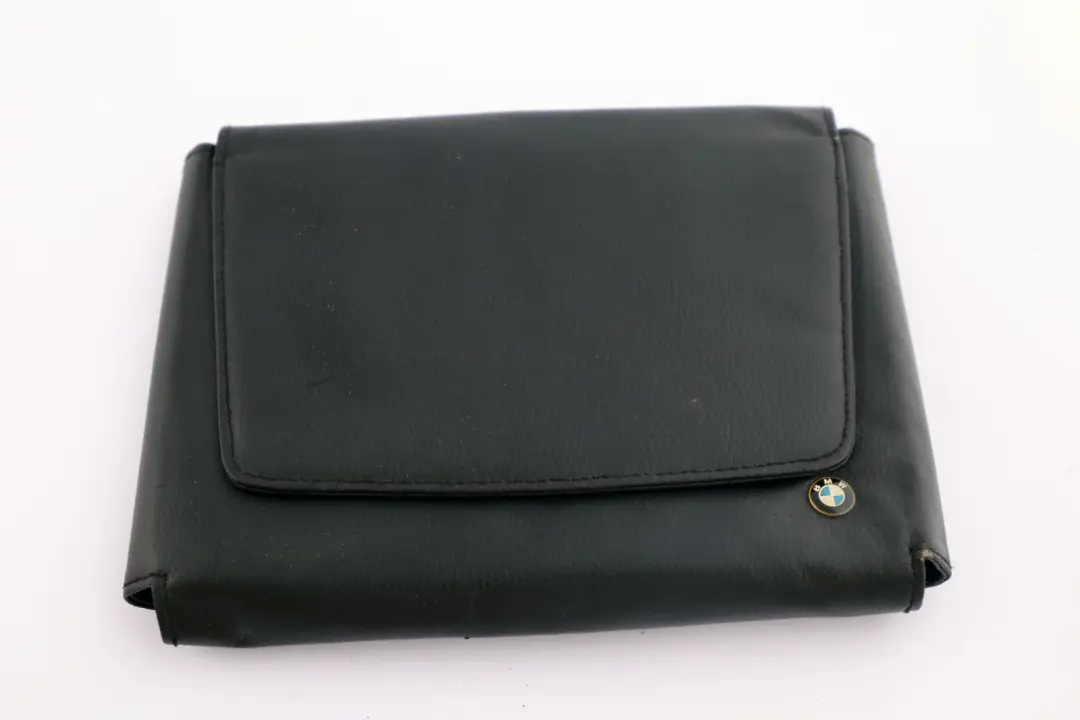 Service Booklet Owner's Handbook CD Player Instructions to BMW E87 with Part number 158290 BMW E87 Service Booklet Owner's Handbook CD Player Instructions - SKU 158290 - Part number 158290