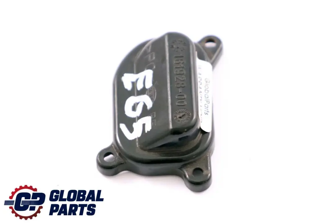 Cache Lampe Phare Garniture Avant Droit -00 pour BMW E65 à propos du numéro de pièce 161928-00 BMW E65 Cache Lampe Phare Garniture Avant Droit -00 - SKU 161928 - Numéro de pièce 161928-00