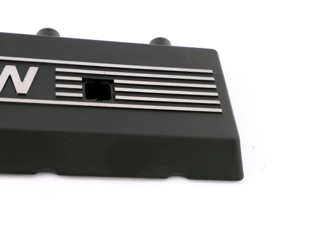 BMW 5 E39 E53 Tapa Culata Motor Cubierta Izquierda - SKU 1702857 - Número de pieza 1702857